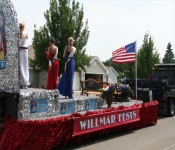 SaraParade 035